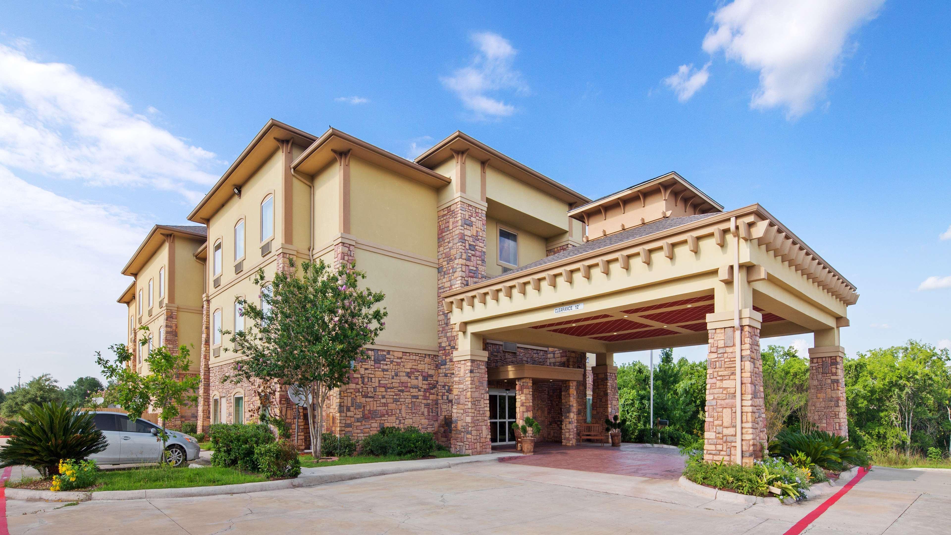 Best Western Plus Goliad Inn & Suites Экстерьер фото