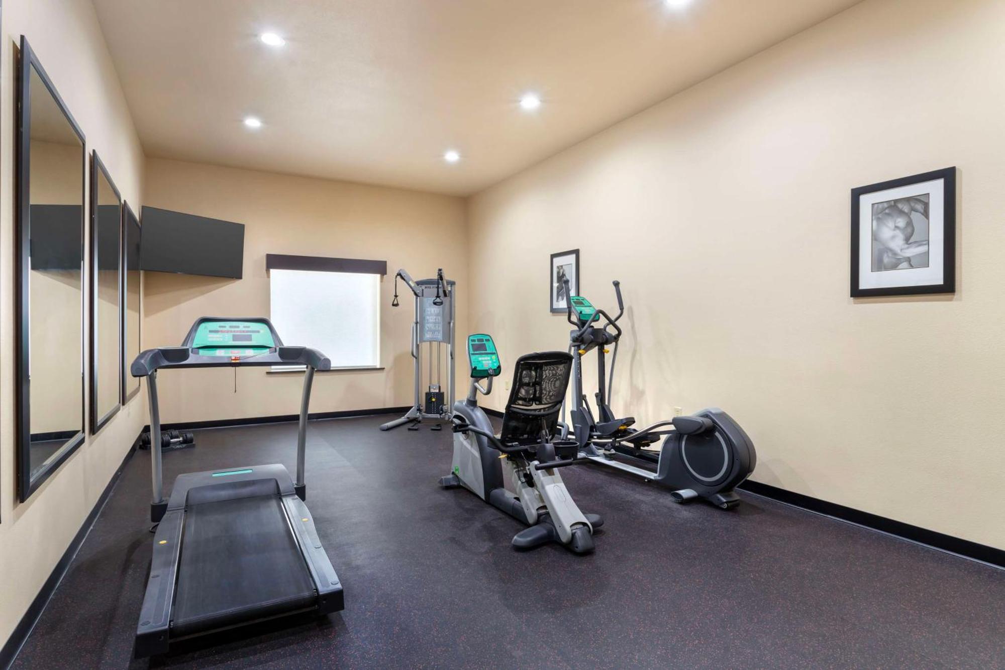 Best Western Plus Goliad Inn & Suites Экстерьер фото
